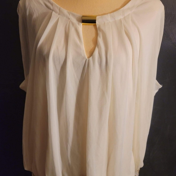 Cream and gold dress ♡ - Picture 2 of 12